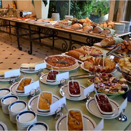 Excelsior Inn Asuncion Bagian luar foto